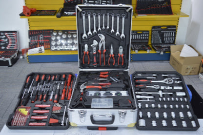 186-piece pull rod tool box set
