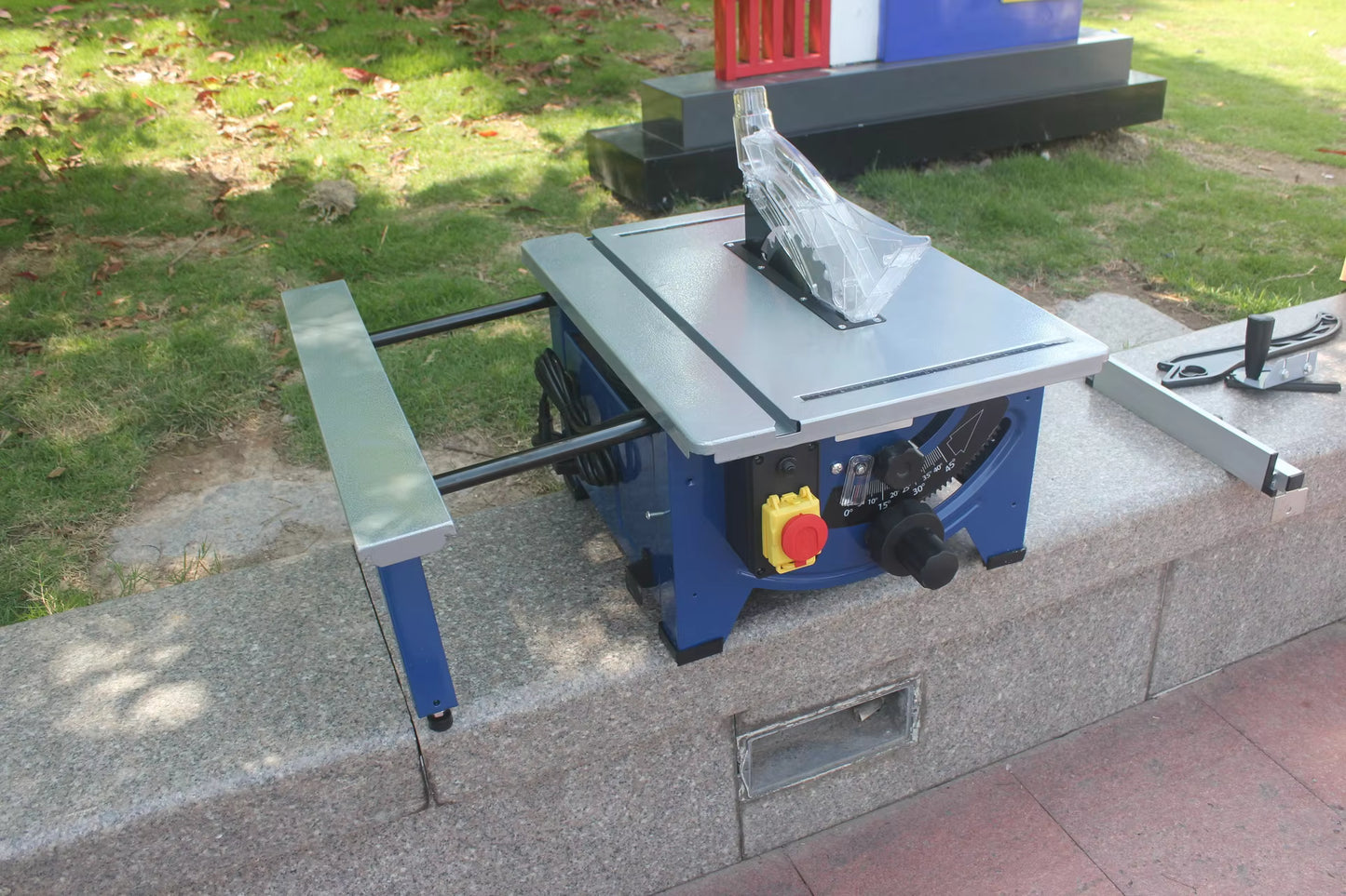 8 inches Multifunctional dust-free table band saw for cutting wood panels